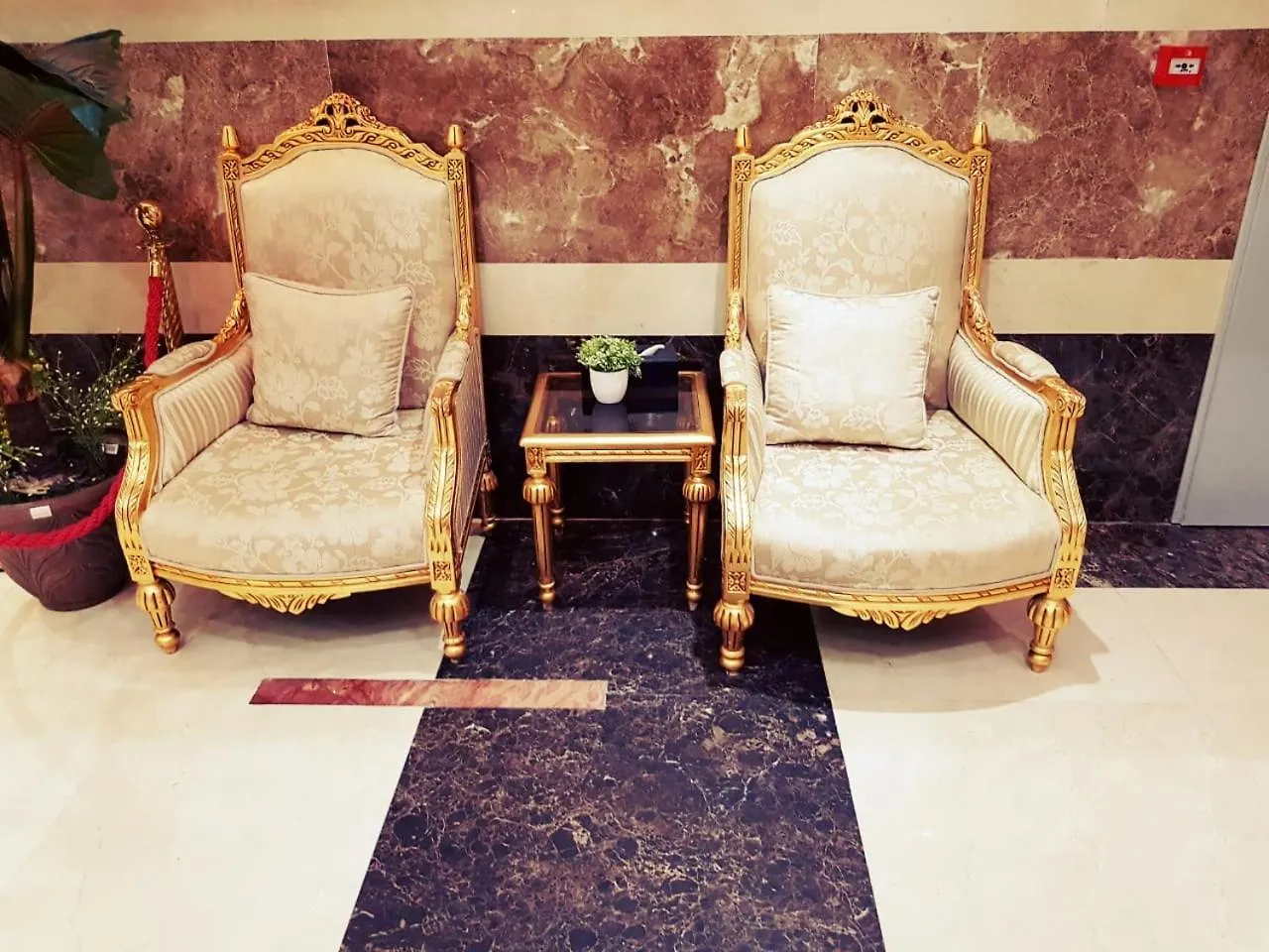 Al Rakaez Hotel فندق الركائز مكة